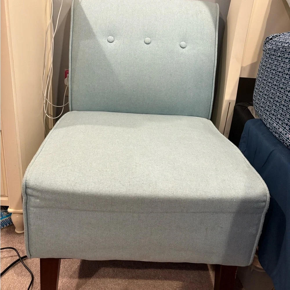 Elegant Blue Accent Chair